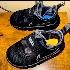 Nike toddler shoe